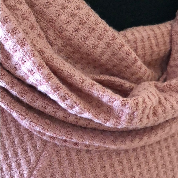 Top - Picture 3 of 3